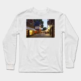 Baker's fountain, old town, Wiesbaden Long Sleeve T-Shirt